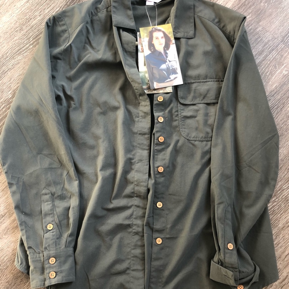 Brand new Clothing arts women’s travel blouse